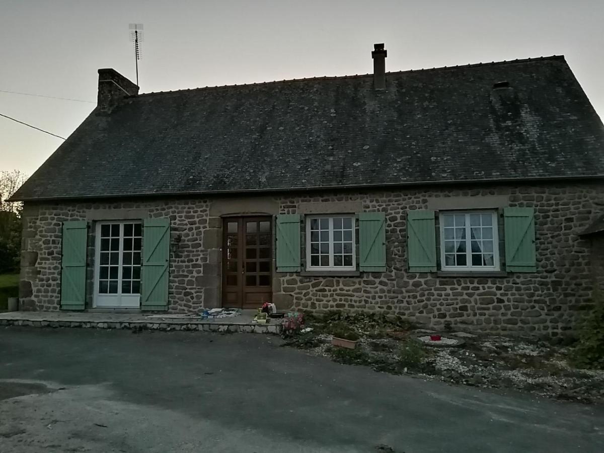 Gite De La Vairie Larchamp Esterno foto